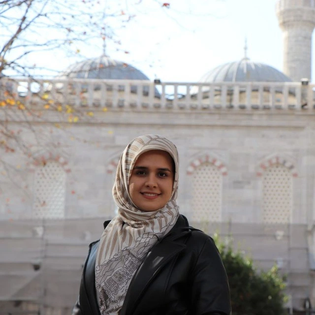 ریحانه شهبازی 