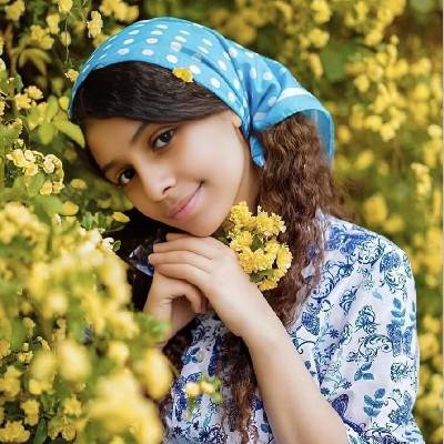 دینا قاسم خانی 