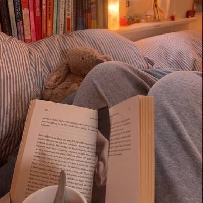 𝓗𝓮𝓵𝓲𝓪📚✨️
