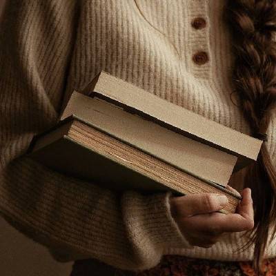هلیا:)🪐📖