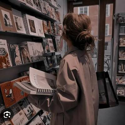 Bookworm._.girll
