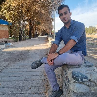 احمدرضا رستگارنیا