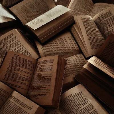 خـانه‌ی کتــاب📚